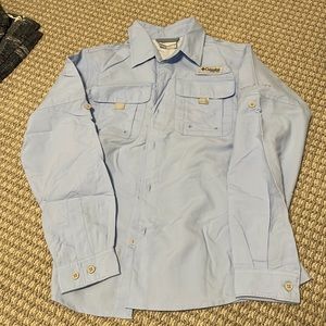 Columbia boys 10/12 fishing shirt never worn